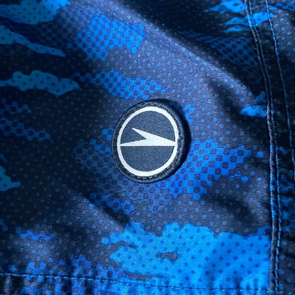 2 boys bathing suits size 4/5 - Picture 2 of 6